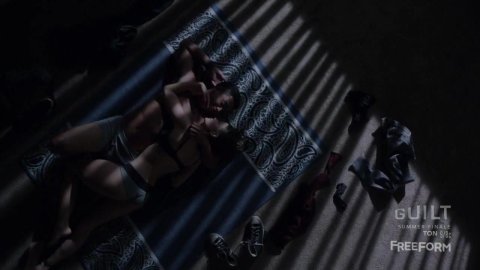 Maia Mitchell - Nude & Sexy Videos in The Fosters s04e09 (2017)