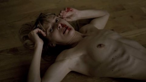 Bien de Moor - Nude & Sexy Videos in Code Blue (2011)