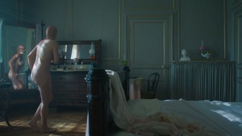 Julie De Bona - Nude & Sexy Videos in The Bonfire of Destiny s01e03, e05 (2019)