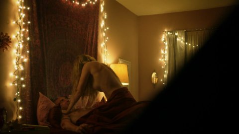 Lulu Brud - Nude & Sexy Videos in Ray Donovan s06e08 (2018)