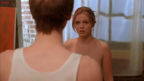 Amber Tamblyn - Nude & Sexy Videos in Spiral (2007)