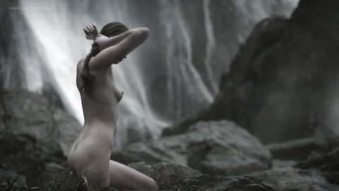 Alyssa Sutherland - Nude & Sexy Videos in Vikings s01e09 (2013)