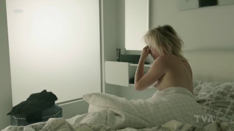 Eve Lemieux - Nude & Sexy Videos in Fugueuse s01e03 (2018)