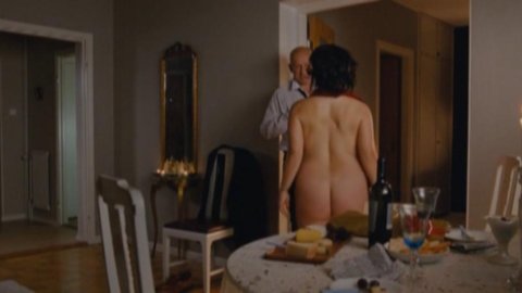 Nina Andresen Borud - Nude & Sexy Videos in Home for Christmas (2010)
